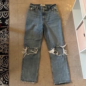 Abercrombie 90’s Straight Ultra High Rise *Curve Love*, Size 6 Regular